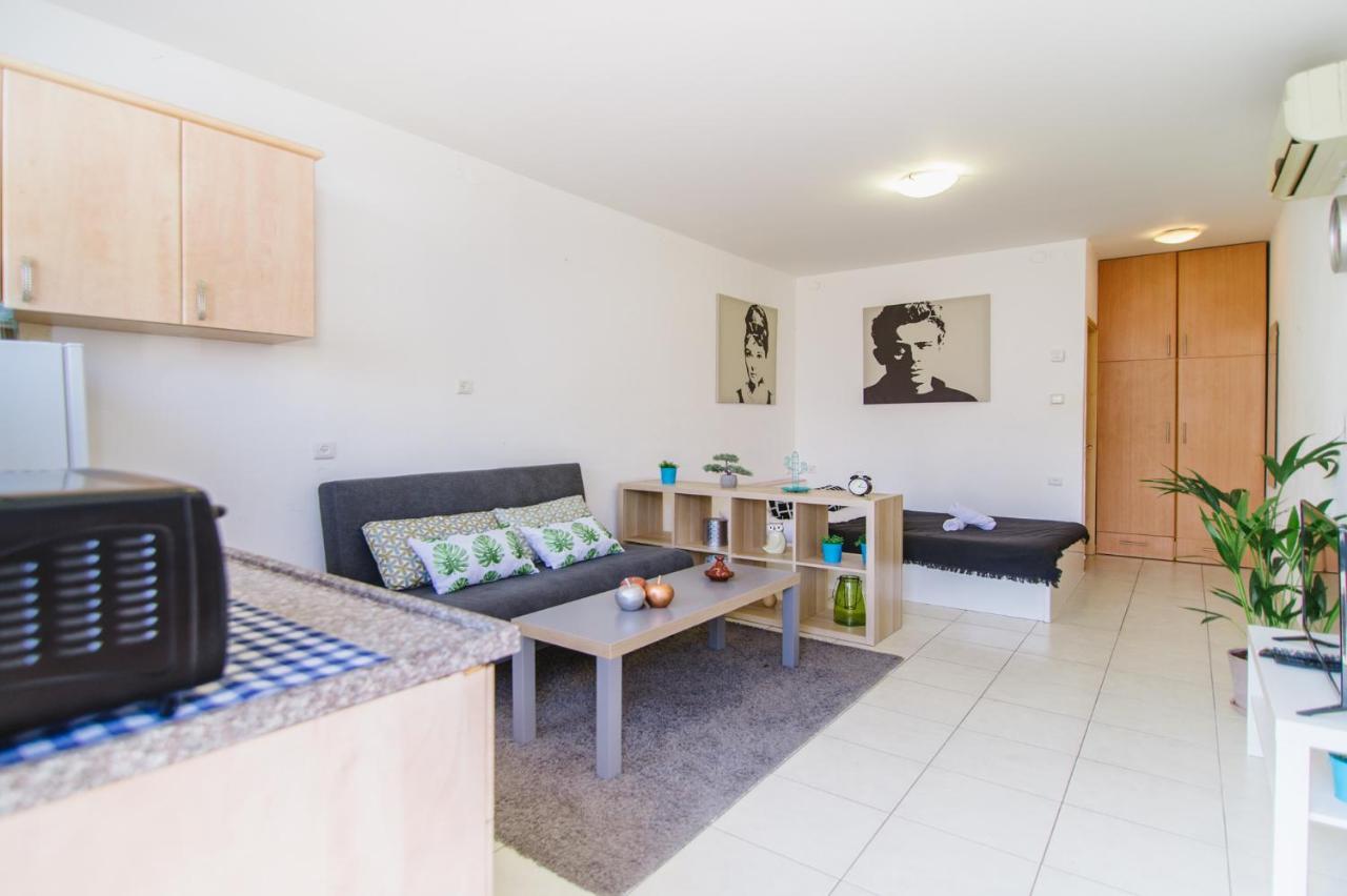 Carmel Market Apartments - By Comfort Zone Tlv 텔아비브 외부 사진